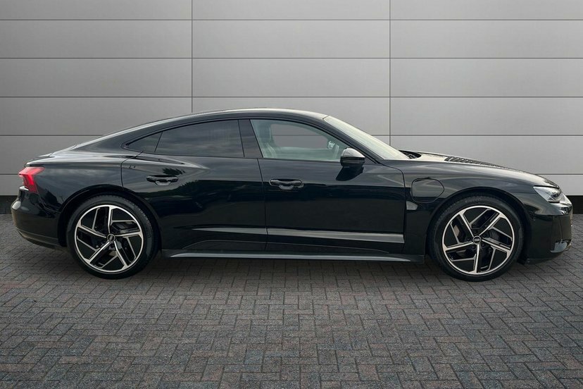Audi E Tron GT 93.4Kwh Vorsprung Saloon Quattro Black #4