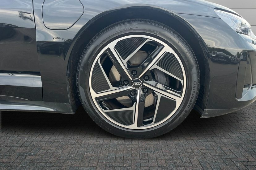 Audi E Tron GT 93.4Kwh Vorsprung Saloon Quattro Black #5