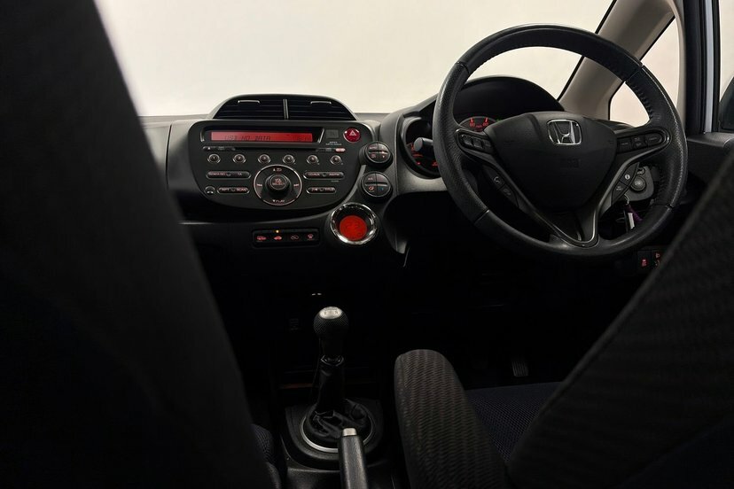 Honda Jazz 1.3L I-vtec Es 98 Bhp Silver #21