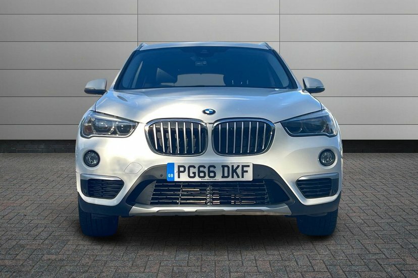 BMW X1 Xdrive 20I M Sport Step Black #7