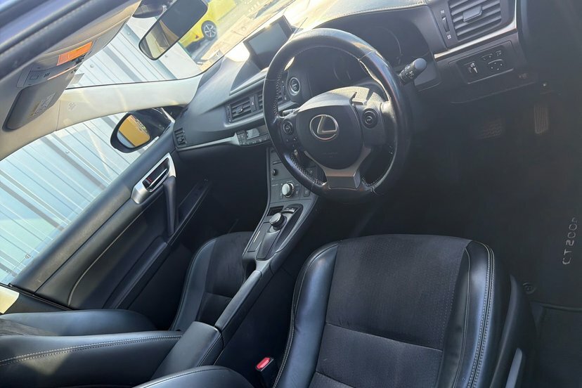 Lexus CT 200H Advance Hatchback Grey #17