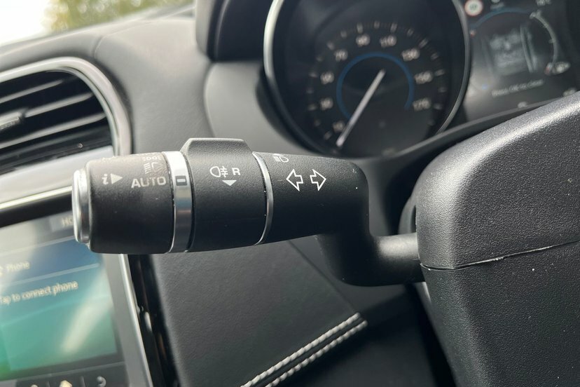 Jaguar XE 2.0D R-sport Black #19