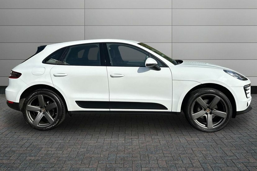 Porsche Macan 2.0T Suv Pdk 4Wd 252 Ps White #4