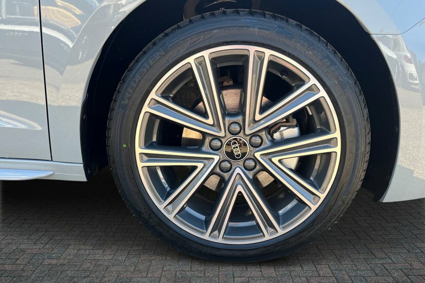Audi A1 1.5 Tfsi 35 S Line Sportback S Tronic Grey #5