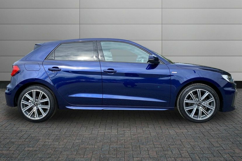 Audi A1 1.5 Tfsi 35 S Line Sportback S Tronic Blue #4
