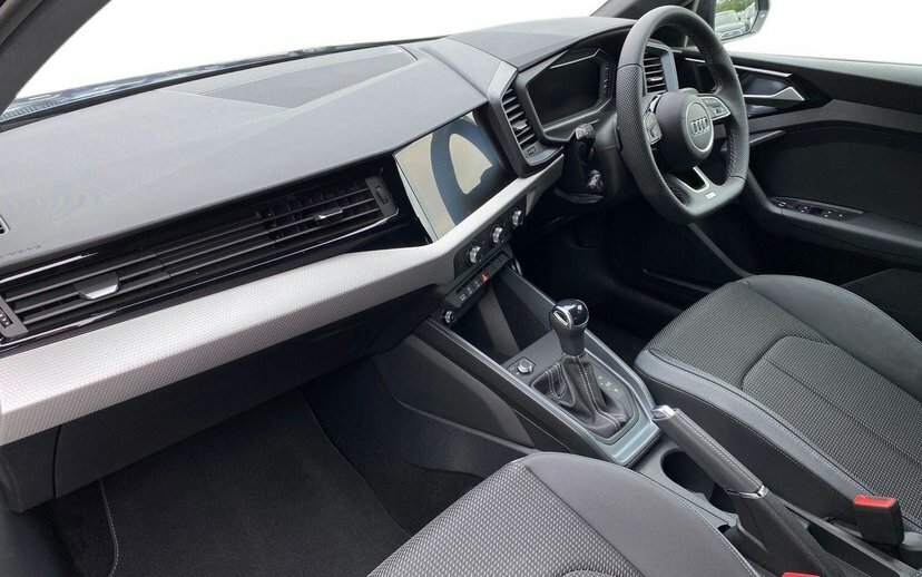 Audi A1 1.0 Tfsi 30 Black Edition Sportback S T Blue #2