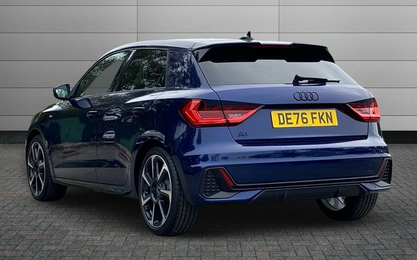 Audi A1 1.0 Tfsi 30 Black Edition Sportback S T Blue #3