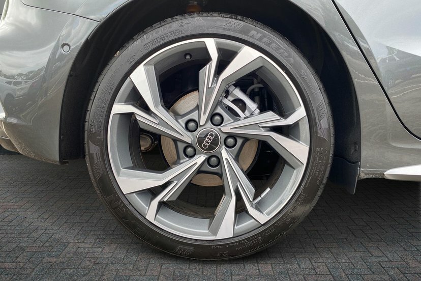 Audi A3 1.5 Tfsi 30 S Line Sportback S Tronic Grey #5
