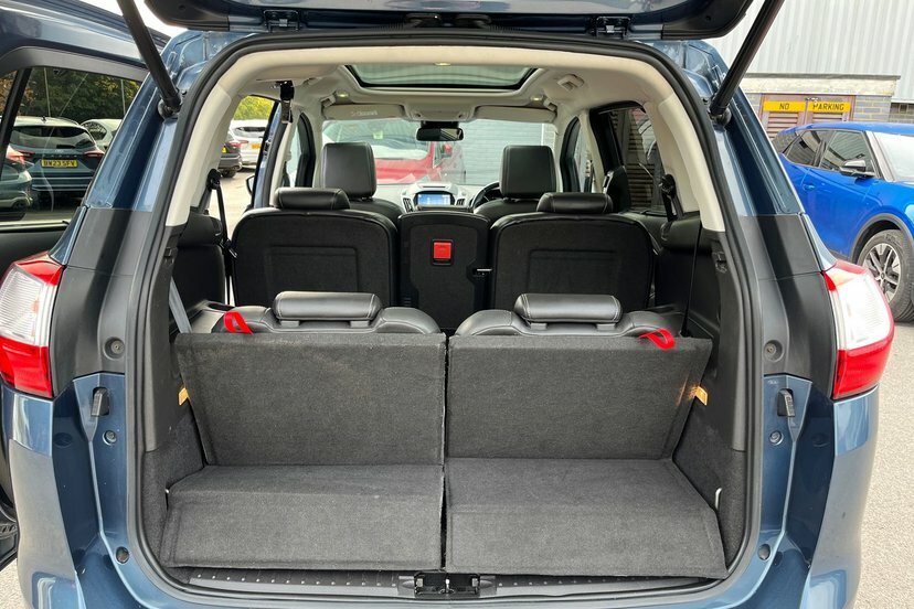 Ford Grand C-Max Grand Zetec Blue #9