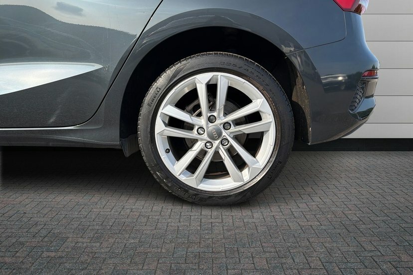 Audi A3 1.0 Tfsi 30 Sport Sportback 110 Grey #5