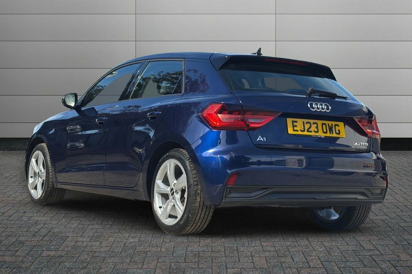 Audi A1 1.0 Tfsi 30 Sport Sportback 110 Blue #3