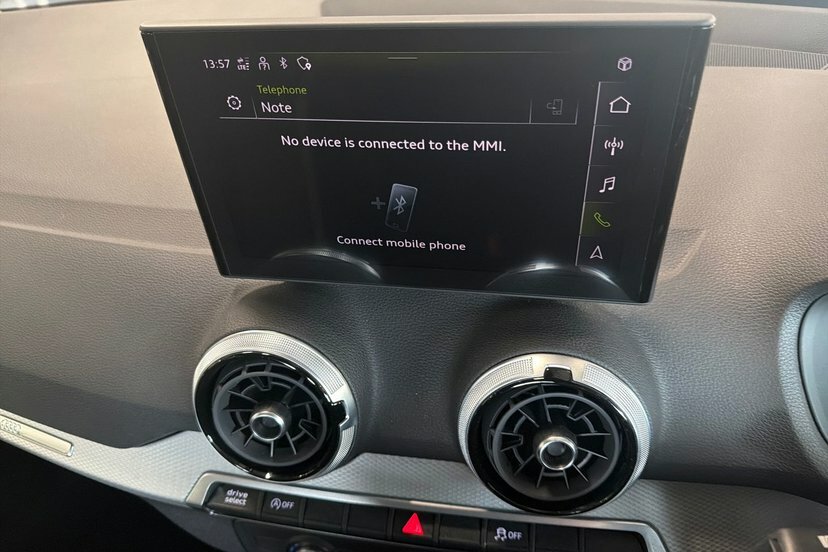 Audi Q2 35 Tfsi Sport S Tronic Grey #35
