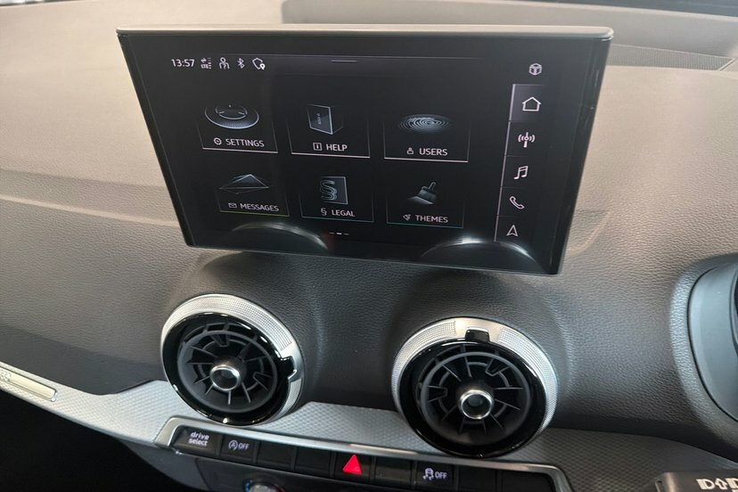 Audi Q2 35 Tfsi Sport S Tronic Grey #31