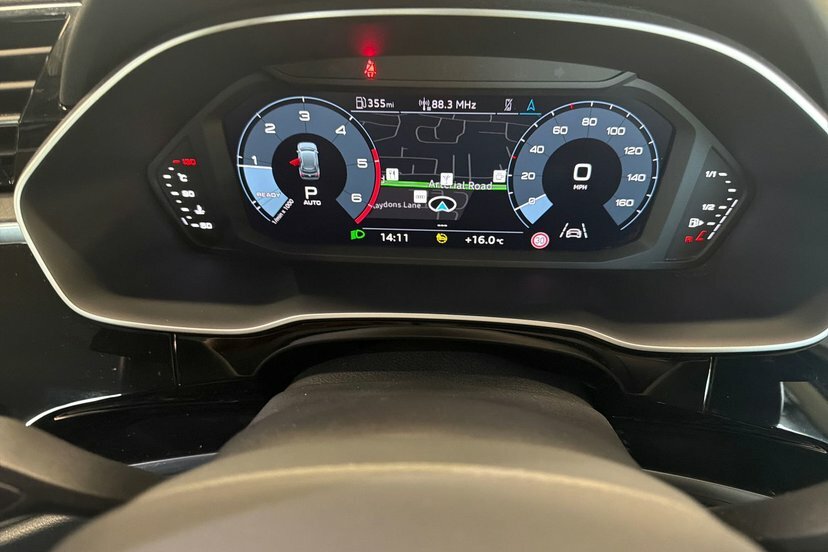 Audi Q3 35 Tfsi Black Edition S Tronic Grey #25