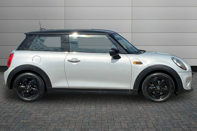 Mini Hatch 1.5 Cooper Hatchback 136 Ps Silver #2