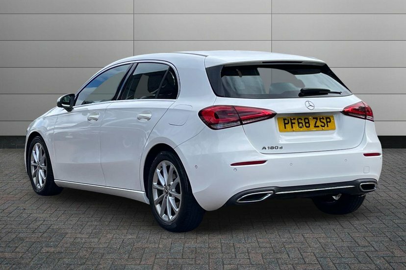 Mercedes-Benz A Class 1.5 A180d Sport Executive Hatchback 7 White #2