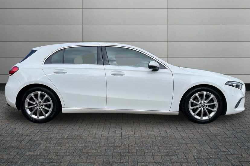 Mercedes-Benz A Class 1.5 A180d Sport Executive Hatchback 7 White #3
