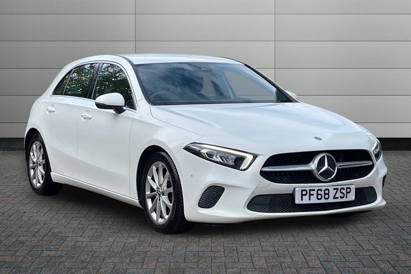 Mercedes-Benz A Class 1.5 A180d Sport Executive Hatchback 7 White