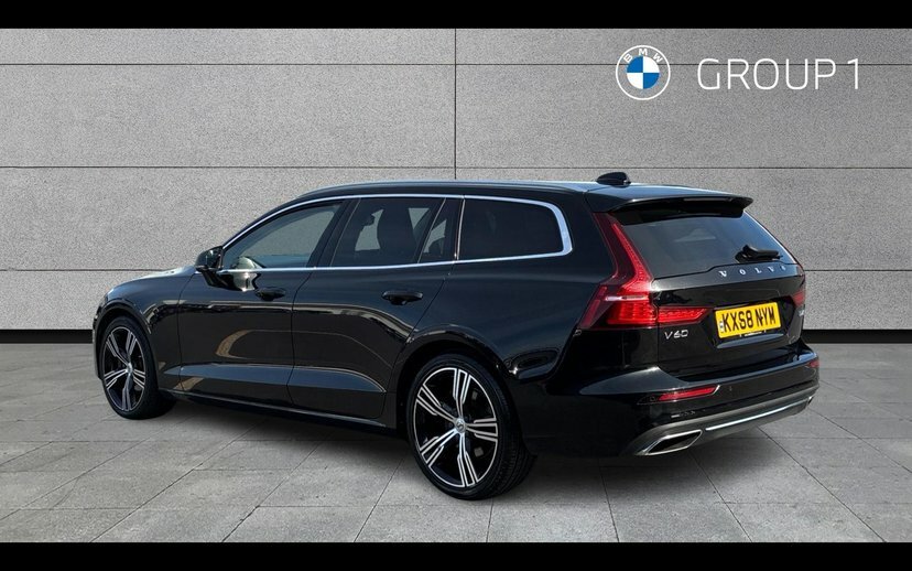 Volvo V60 2.0 D4 Inscription Pro #2
