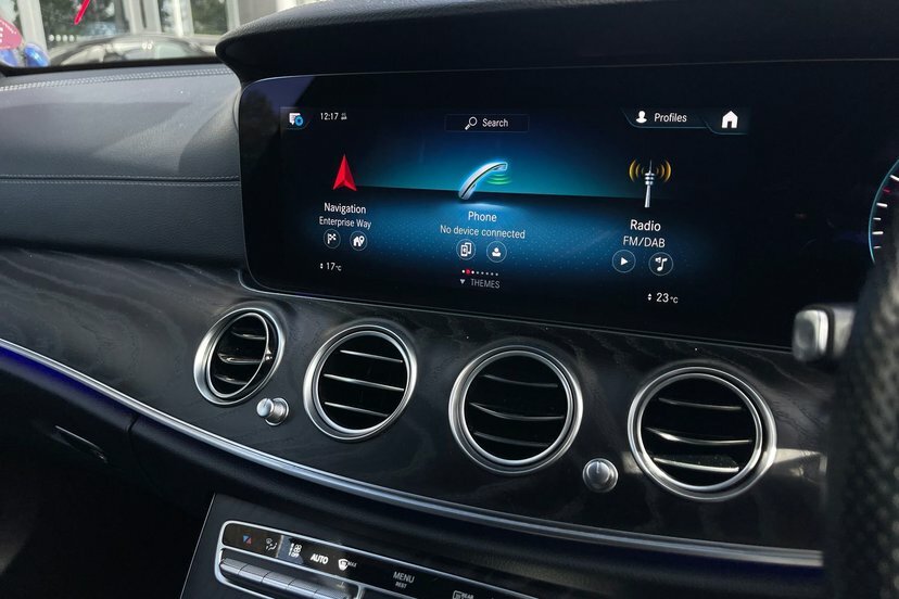 Mercedes-Benz E Class 2.0 E200 Amg Line Edition Saloon G-tron White #14