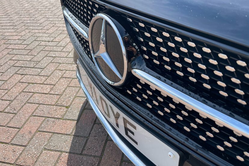Mercedes-Benz E Class 2.0 E200 Amg Line Edition Saloon G-tron White #24