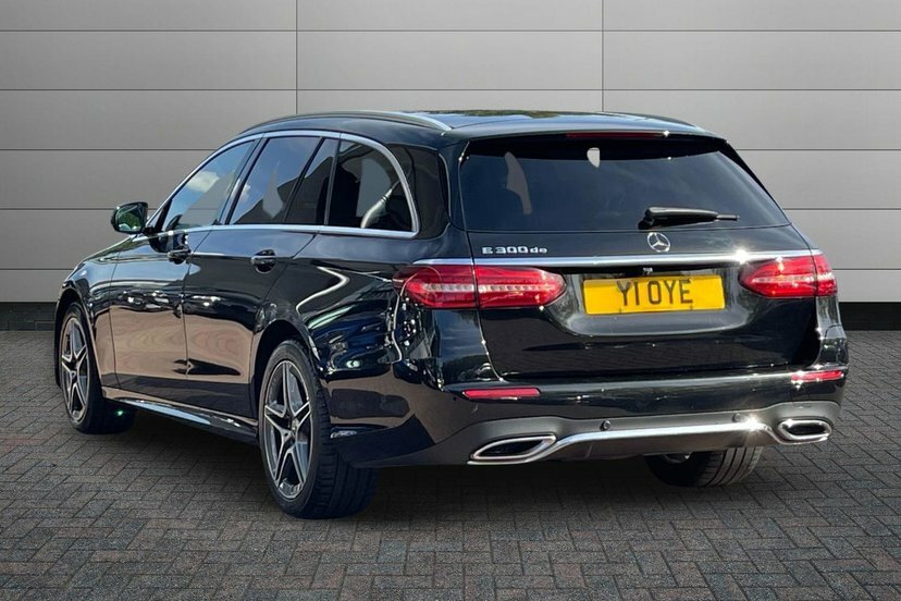 Mercedes-Benz E Class 2.0 E300de 13.5Kwh Amg Line Estate Plug Black #2