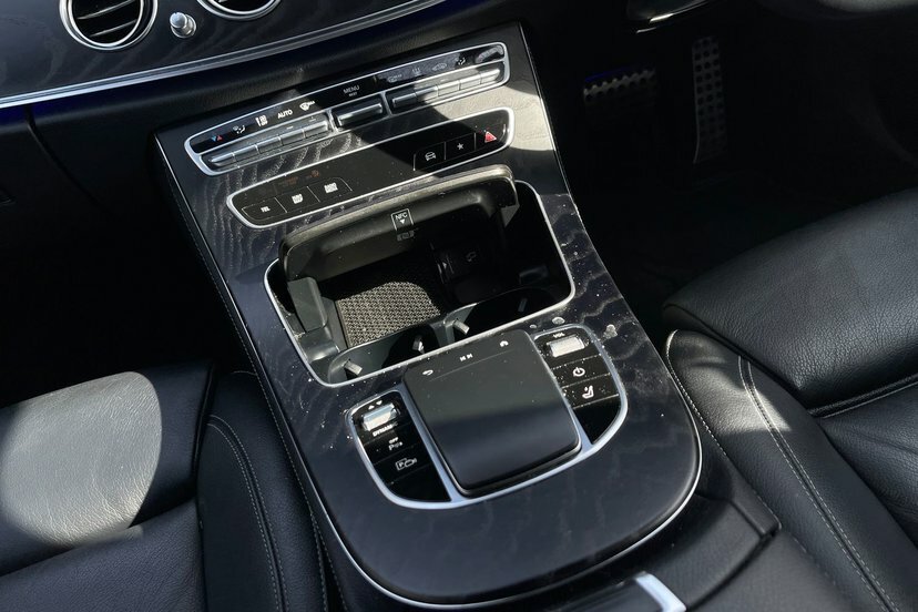 Mercedes-Benz E Class 2.0 E200 Amg Line Edition Saloon G-tron White #8