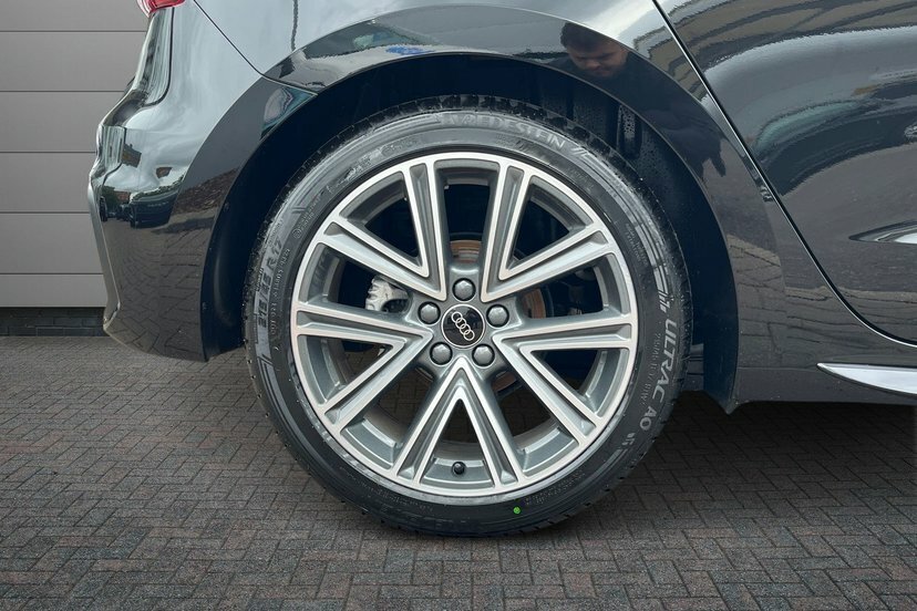 Audi A1 1.0 Tfsi 30 S Line Sportback S Tronic Black #5