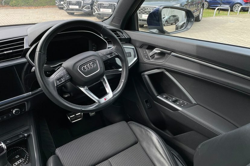 Audi Q3 45 Tfsi E Black Edition S Tronic 20 Alloy Black #15