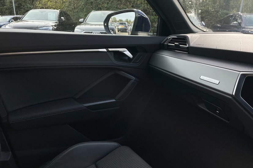 Audi Q3 45 Tfsi E Black Edition S Tronic 20 Alloy Black #32