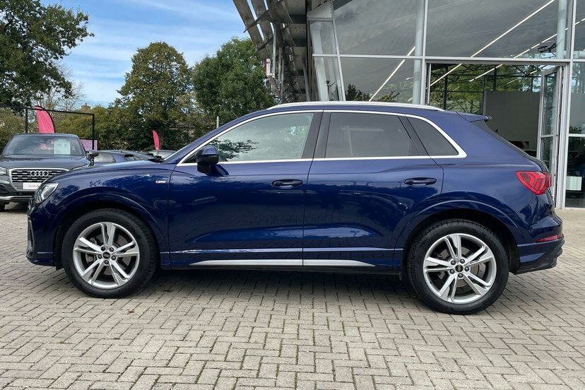 Audi Q3 45 Tfsi E Black Edition S Tronic 20 Alloy Black #17