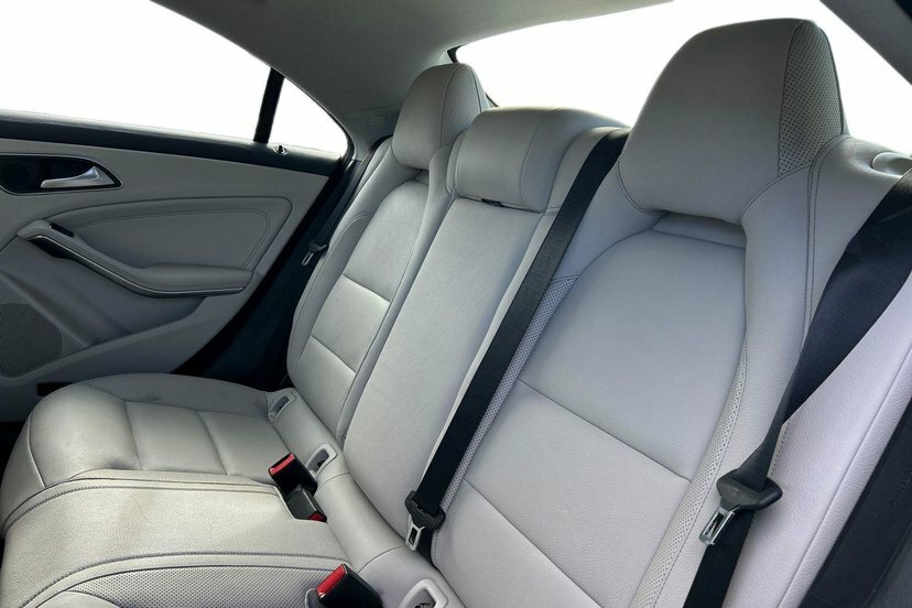 Mercedes-Benz CLA Class Cla220 Sport Cdi Black #10