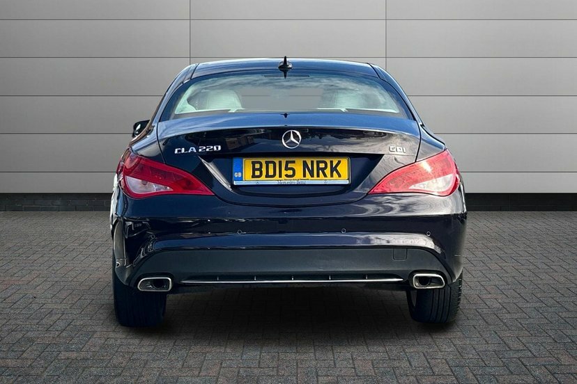Mercedes-Benz CLA Class Cla220 Sport Cdi Black #12