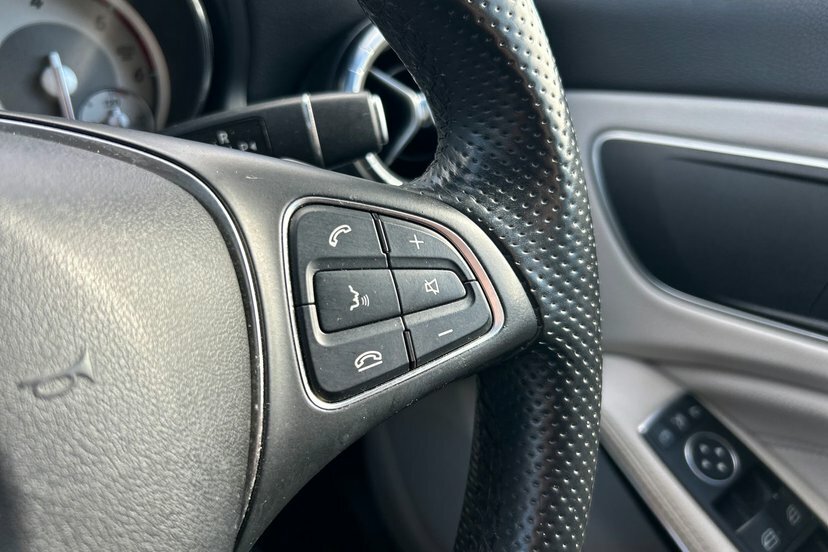 Mercedes-Benz CLA Class Cla220 Sport Cdi Black #24