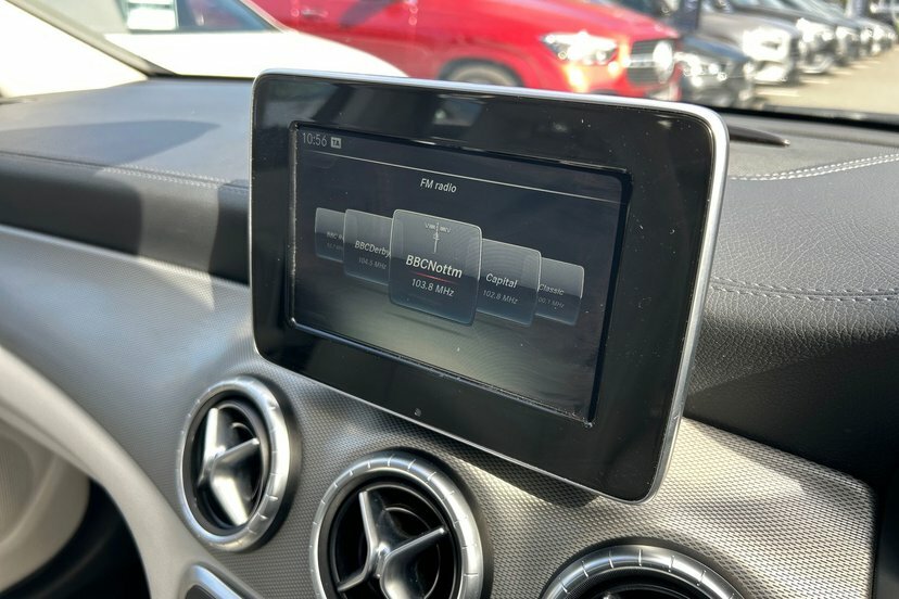 Mercedes-Benz CLA Class Cla220 Sport Cdi Black #36