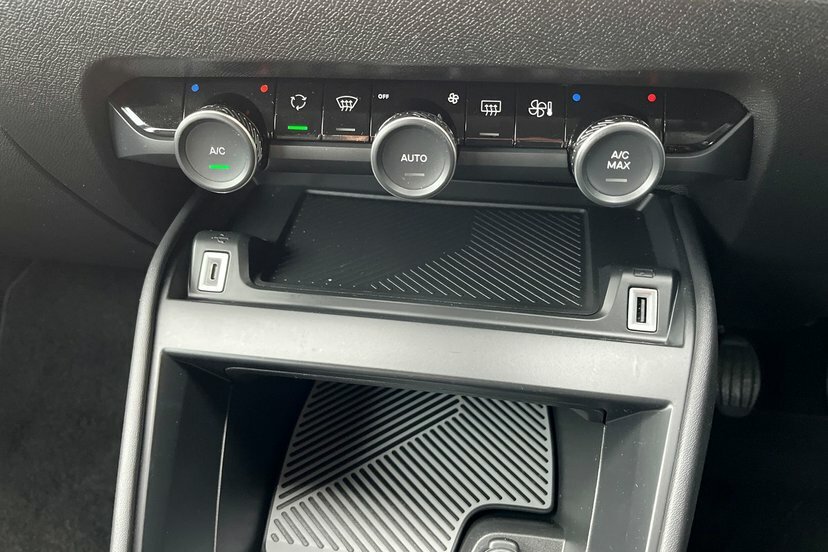 Citroen C4 1.2 Puretech 130 Sense Plus Red #14