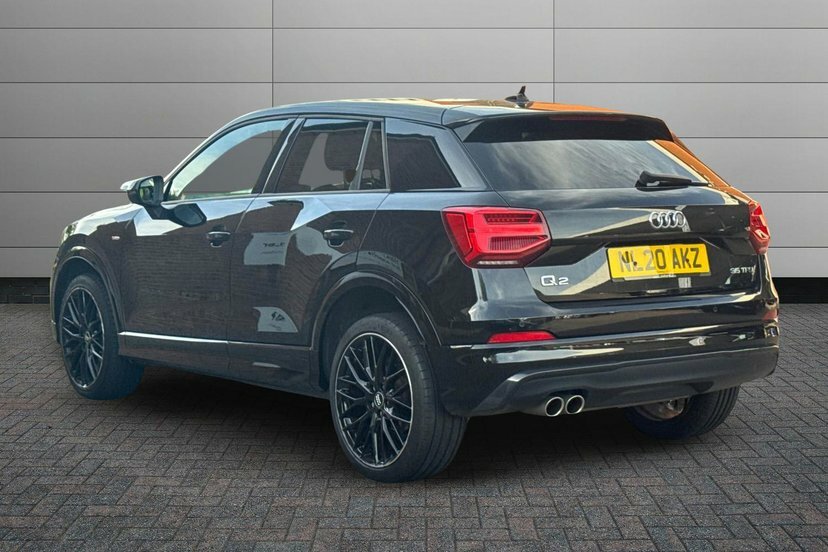 Audi Q2 1.5 Tfsi Cod 35 Black Edition Suv Manua Black #3