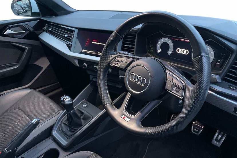 Audi A1 1.0 Tfsi 30 S Line Sportback 11 White #6