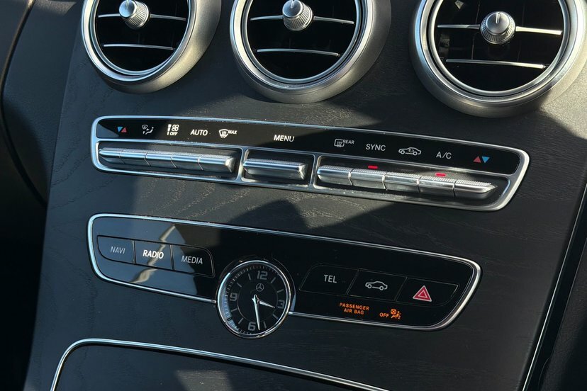 Mercedes-Benz C Class C43 4Matic 9G-tronic White #54