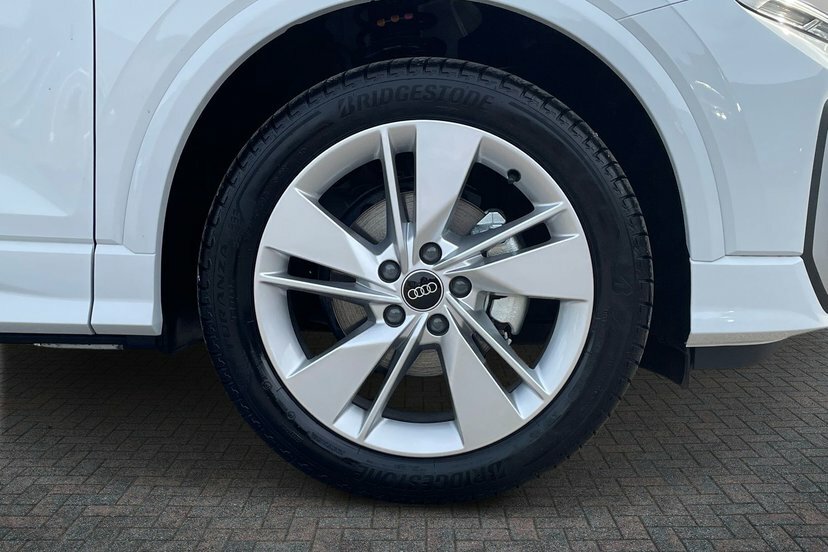 Audi Q2 1.0 Tfsi 30 S Line Suv 116 Ps White #5