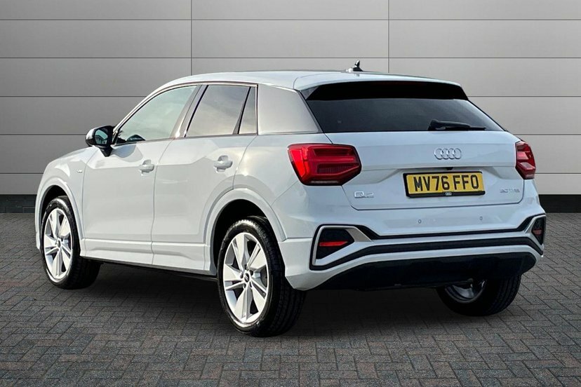 Audi Q2 1.0 Tfsi 30 S Line Suv 116 Ps White #3