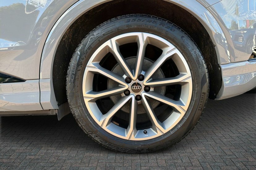 Audi Q4 E Tron 35 Edition 1 Suv 55Kwh 170 Ps Grey #5