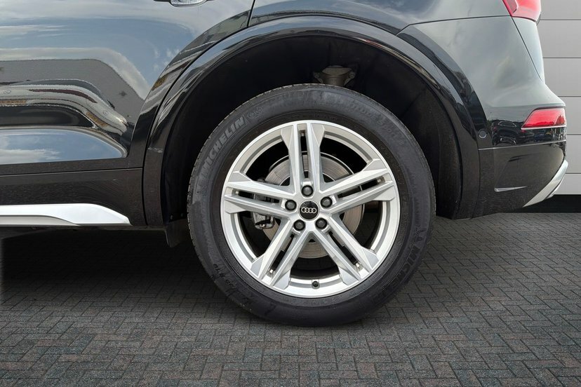 Audi Q5 2.0 Tdi 40 S Line Suv S Tronic Quattro Black #5