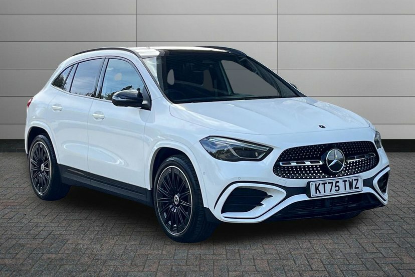 Mercedes-Benz GLA Class Gla200d Amg Line Premium Plus White