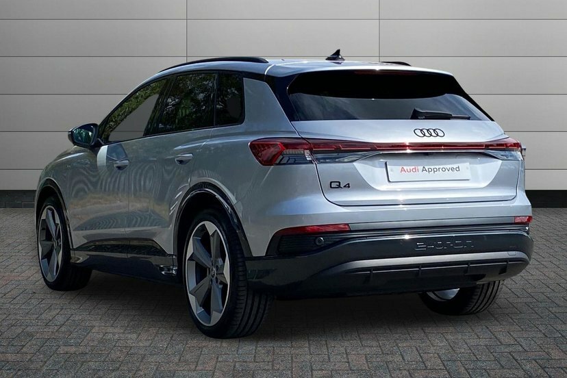 Audi Q4 E Tron 45 Black Edition Suv 82Kwh 286 Grey #3