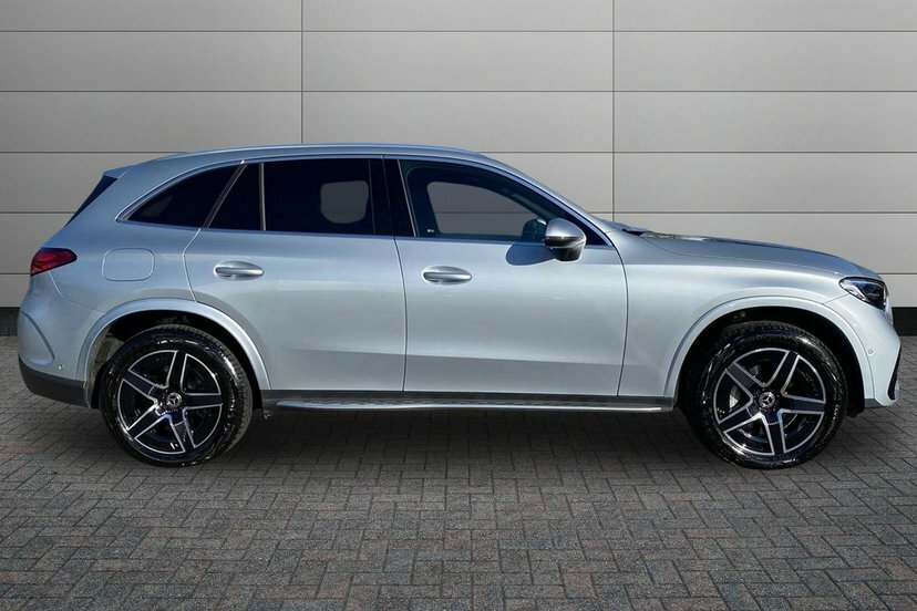 Mercedes-Benz GLC Class Glc300e 31.2Kwh Amg Line Suv Plug-in Hy Silver #3