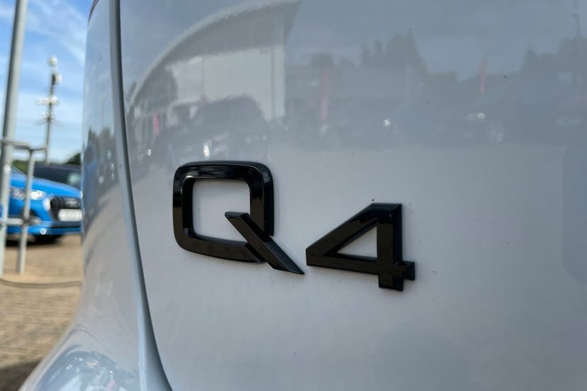 Audi Q4 E Tron 45 S Line Suv Quattro 82Kwh 286 Silver #43