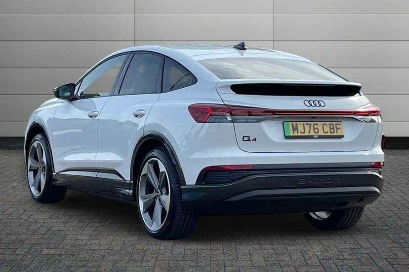 Audi Q4 E Tron 45 Black Edition Sportback 82Kwh White #3