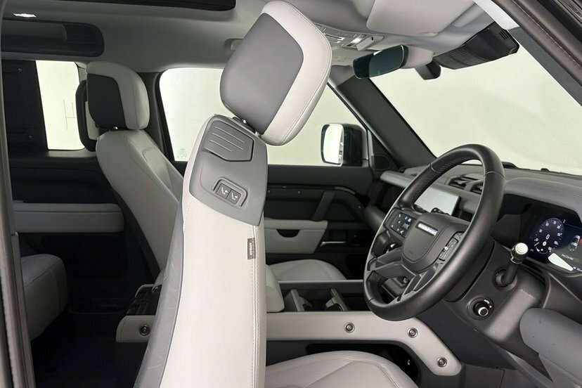 Land Rover Defender 90 3.0 D250 X-dynamic Hse Grey #45