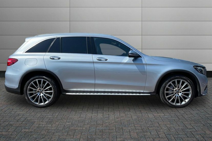 Mercedes-Benz GLC Class 2.1 Glc250d Amg Line Premium Plus Suv Silver #3